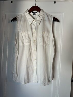 Chaps Sleeveless Button-Down Shirt in White
